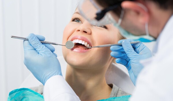 Зубные импланты: Всё, что вам нужно знать